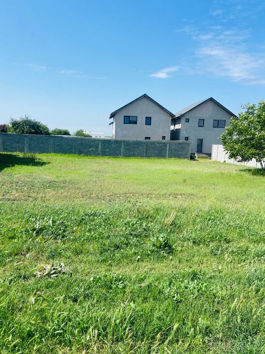 Teren de vânzare zona ford!