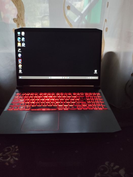 Acer nitro 5 noutbuk