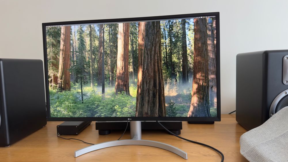Монитор LG - LG 32UL750-W