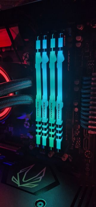 16GB RAM 3200MHz DDR4 Hyper X Fury RGB
CL16