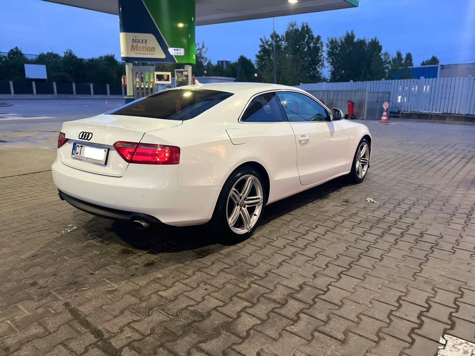 Audi a5 coupe 3.0