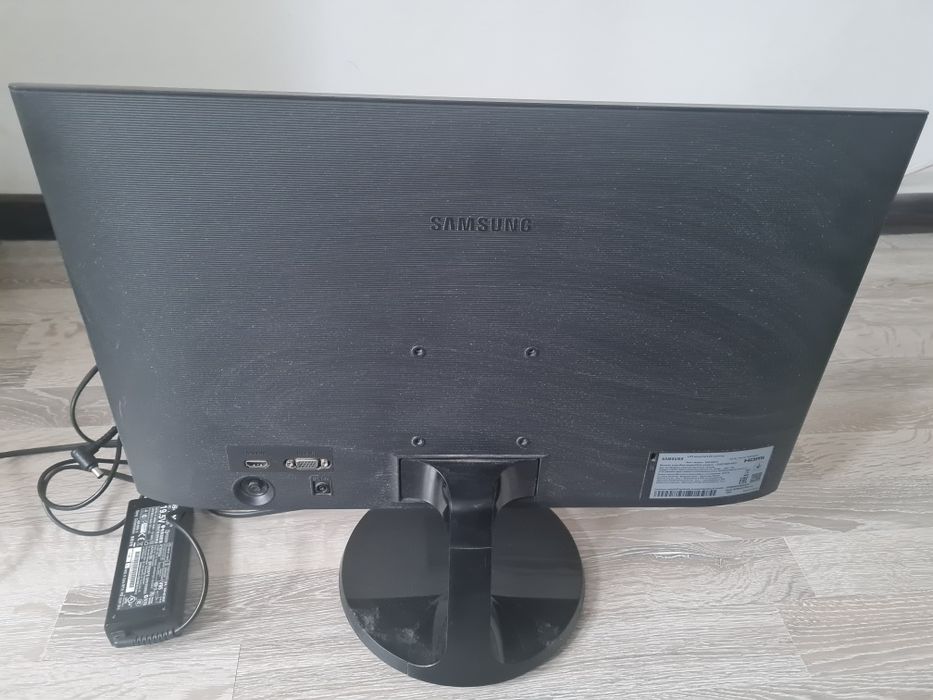 Монитор Samsung 22