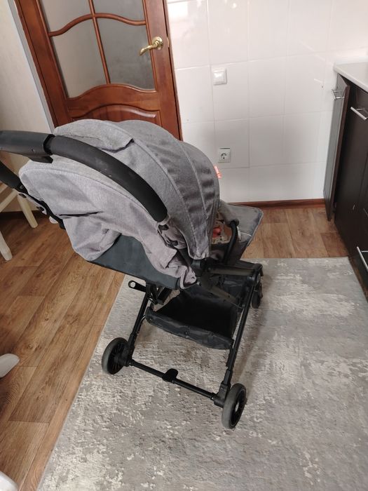 Коляска чемадончик