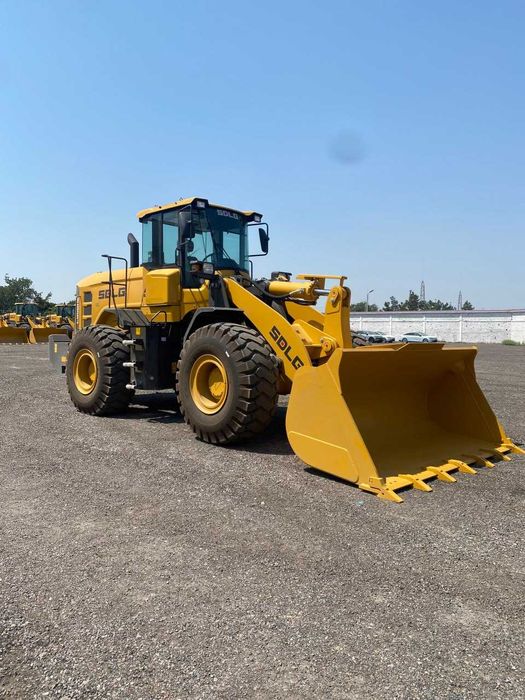 Фронтальный погрузчик SDLG L956HE Навоий