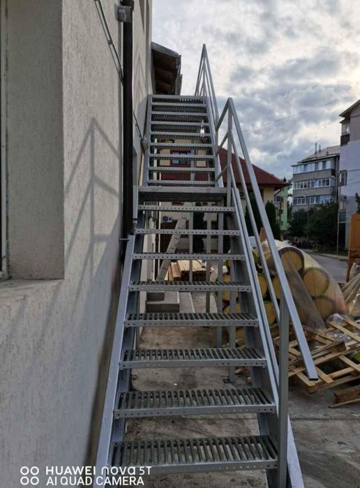 Scări metalice galvanizate