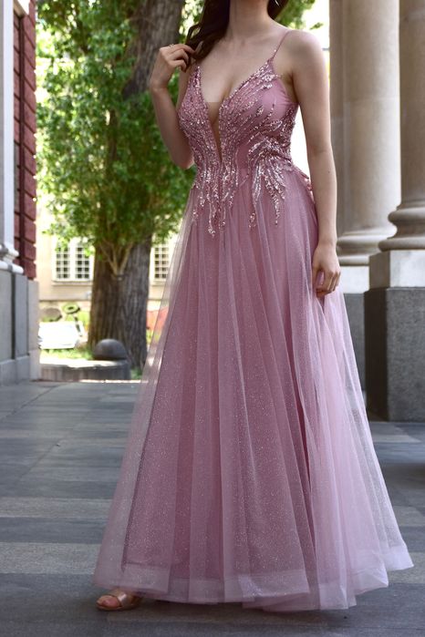 Разкошна розова Бална рокля за повод, бал, събитие