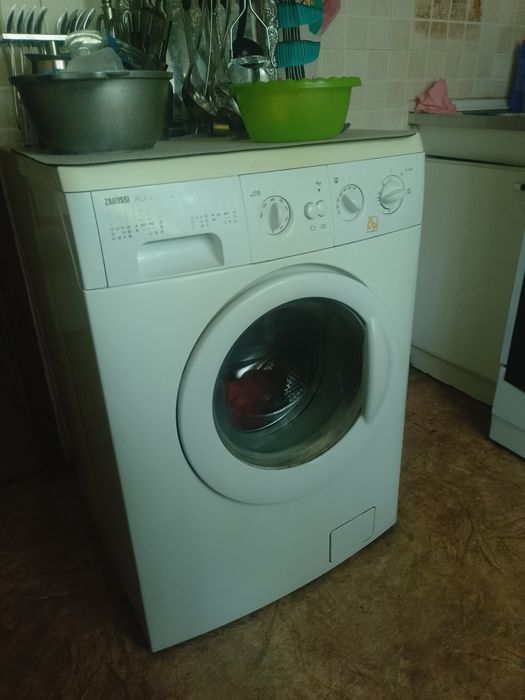 Продам кухонную мебель. Самовывоз