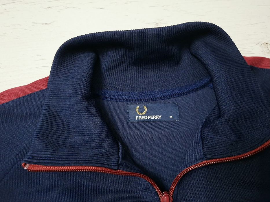 Fred Perry-Ориг.горнище Ново !!!