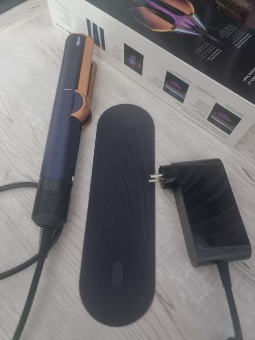 Фен утюжок Дайсон