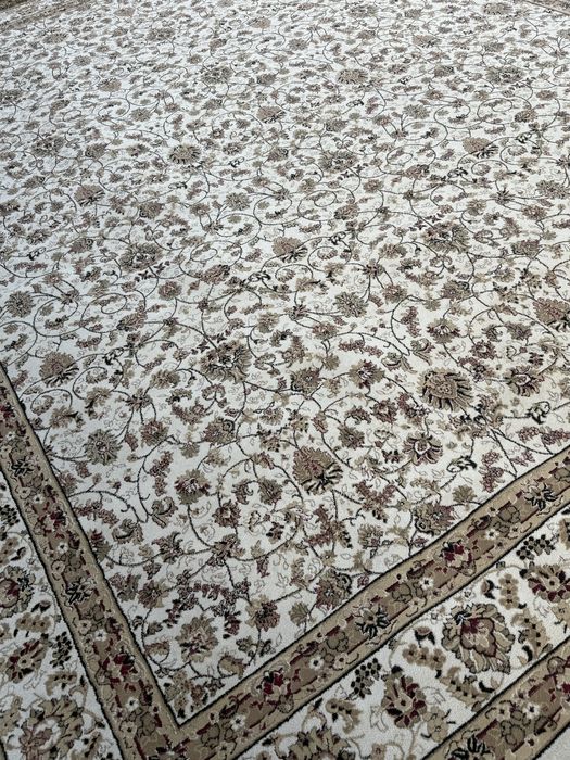 Продам шерстянной ковер