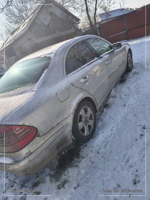 Vând Mercedes e220 w211 2003