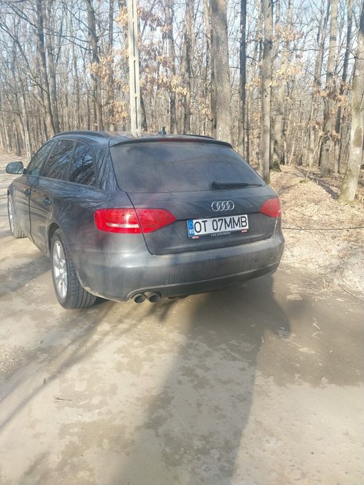 Vând Audi a4 b 8