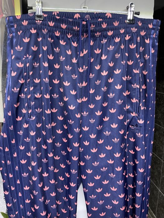 Спортивные брюки Adidas