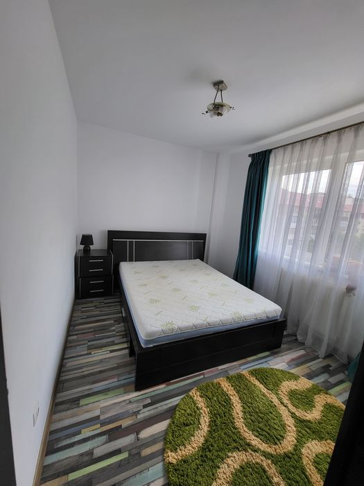 Inchiriez apartament 2 camere zona Aleea Steaza