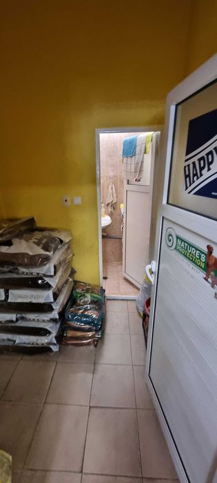 Н – М - 294 Дава се под наем Магазин за храна за животни!
