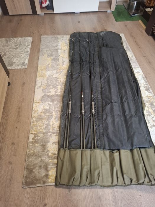 Vând echipament pescuit