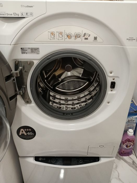 LG 2 перални в 1 Inverter Direct Drive 12/2 KG
МОДЕЛ: F14WM12GT
Управл