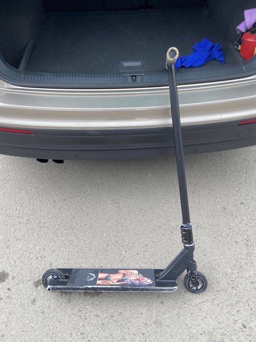 Трюковой самокат