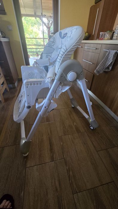 Scaun bebe masa reglabil pe inaltime