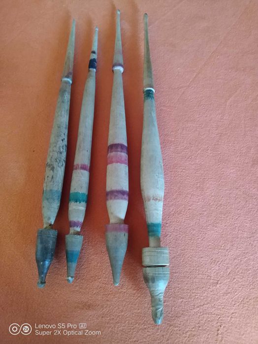 Дървени лъжици и вретена