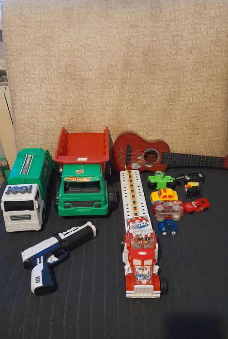 Игрушки для мальчика