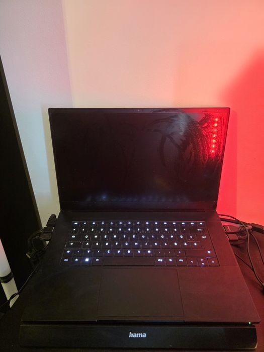 Gaming setup Laptop Razer Blade 15 vand urgent