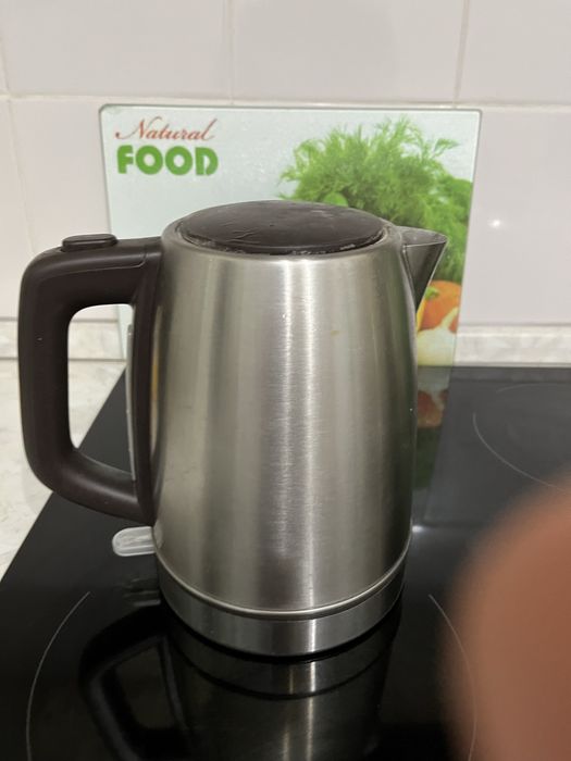 Продам чайник электрический