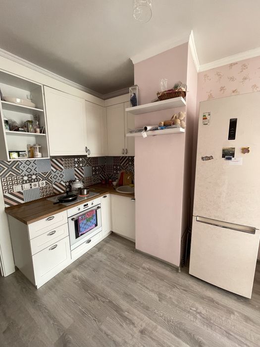 Нужна девушка на подселение