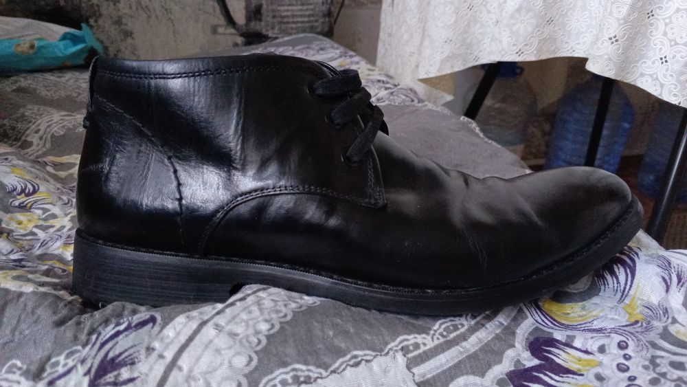 Продам мужские ботинки 41 размер