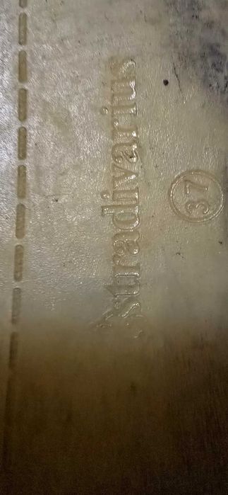 Bocanci Stradivarius 37