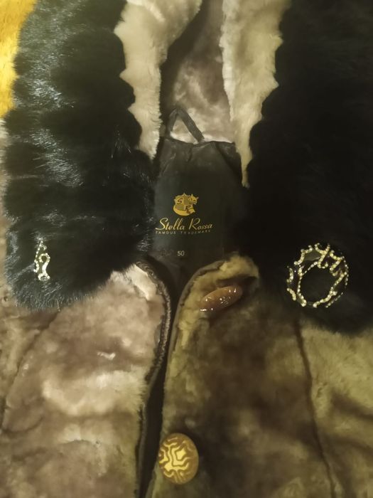 Продам шубу (натуральный мех)