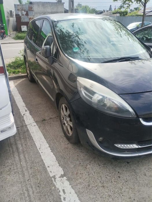Renault Grand Scenic 3  2013