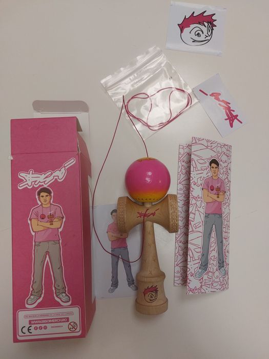 Kendama Bisoi, autograf Adrian Vilau