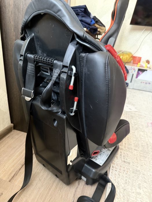 Автокресло Babyton