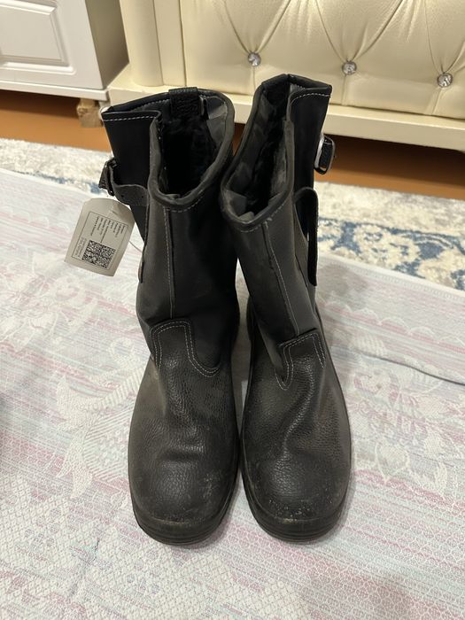 Зимный рабочий сапог