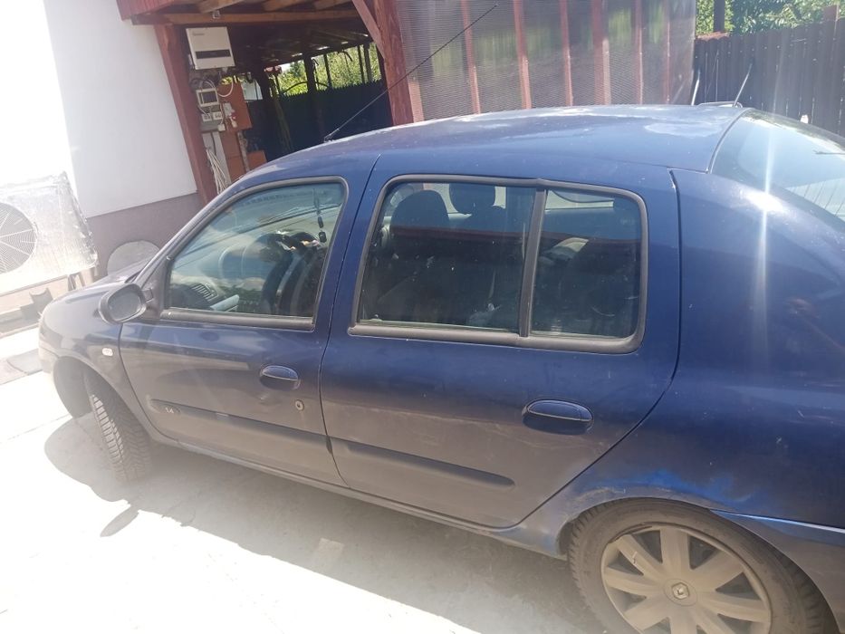 Vând Renault Clio simbol