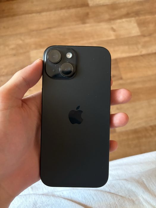 Iphone 15 akb77.