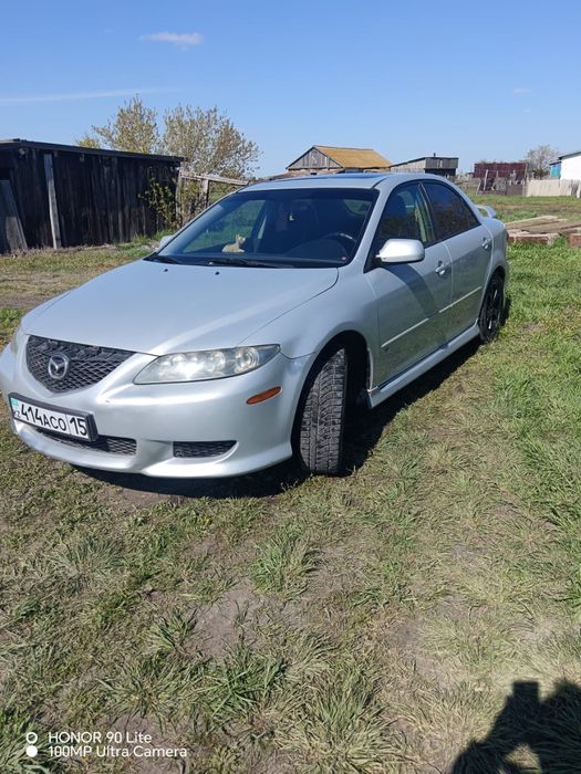 Автомобиль Mazda