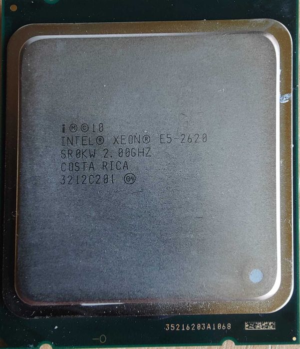 2xCPU Intel® Xeon® Processor E5-2620 6 nuclee 12 threads