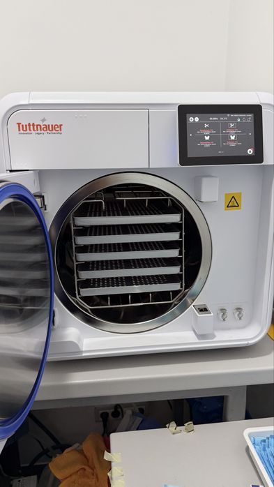 Autoclav Tuttnauer 23 L nou