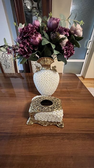 Декоративный набор(ваза и салфетница)