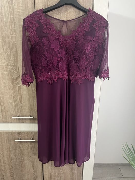 Rochie visinie, marimea 52