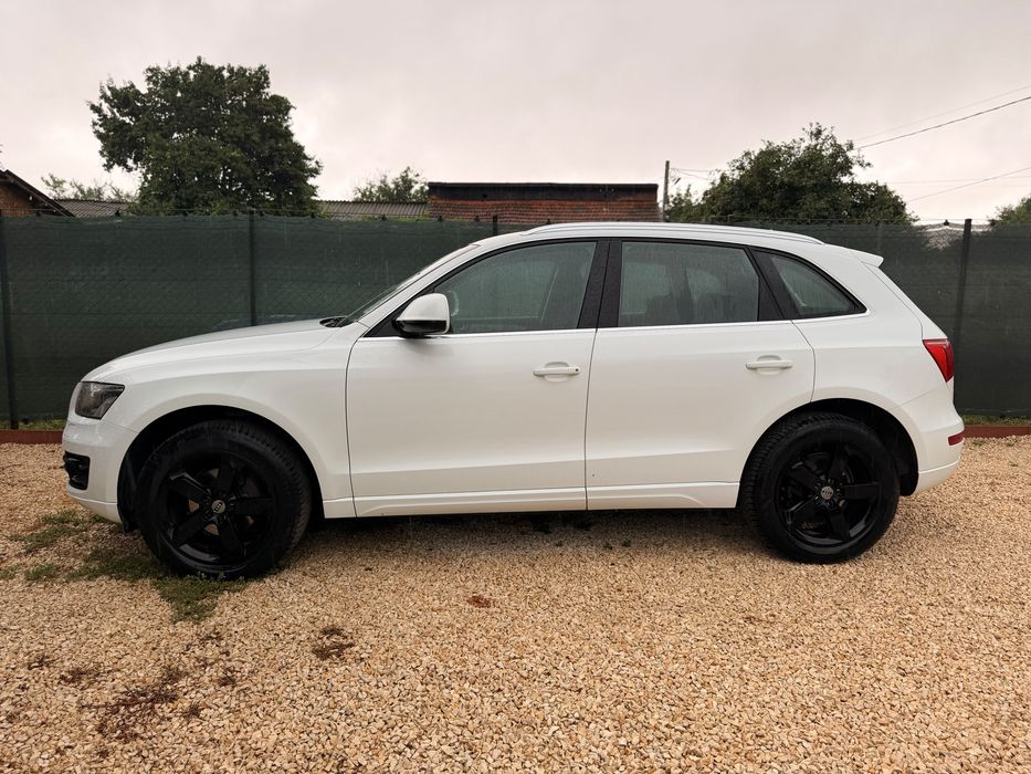 Audi Q5 2.0 TFSI 211 CP, cutie automată, CarPlay,benzină.