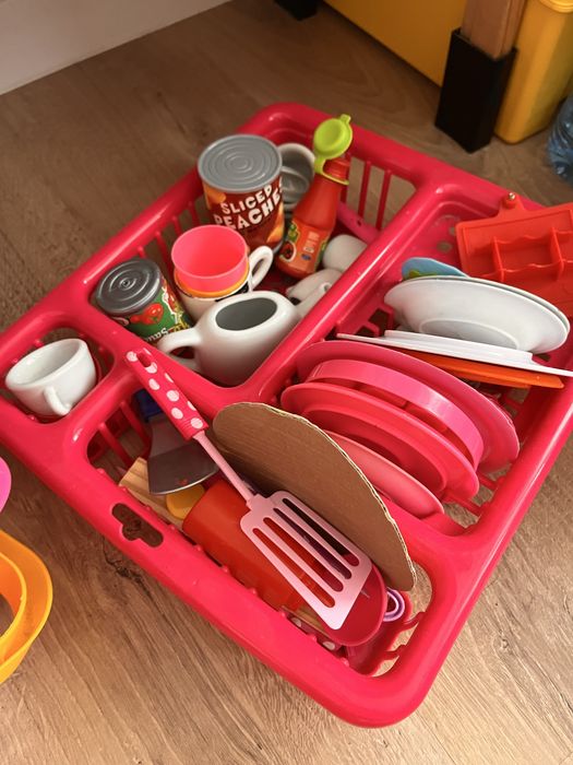 Детска дървена кухня