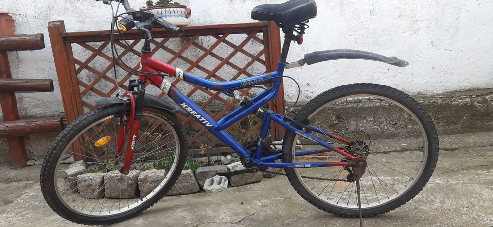 Vând bicicletă în stare bună