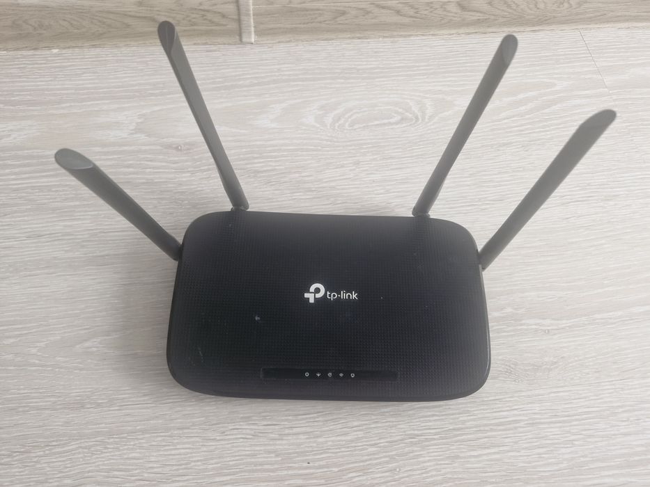 Роутер tp-link .