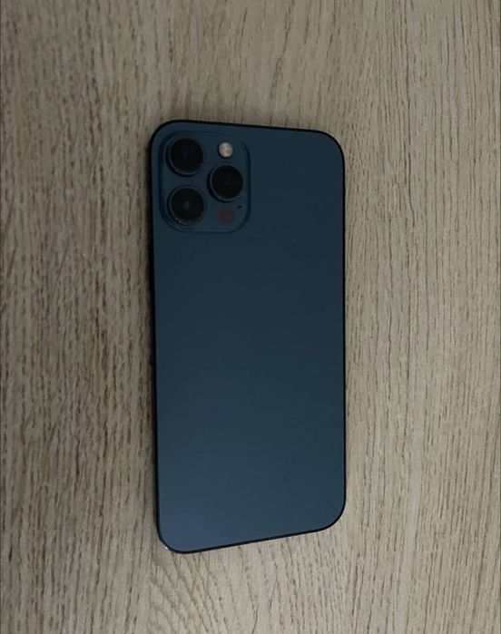 Iphone 12 pro max sotiladi polni radnog