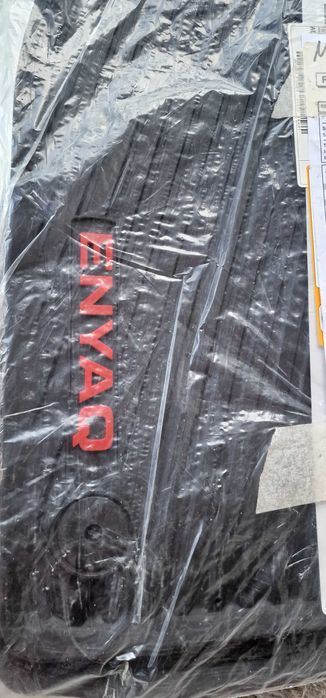 Skoda Enyaq-Гумени стелки