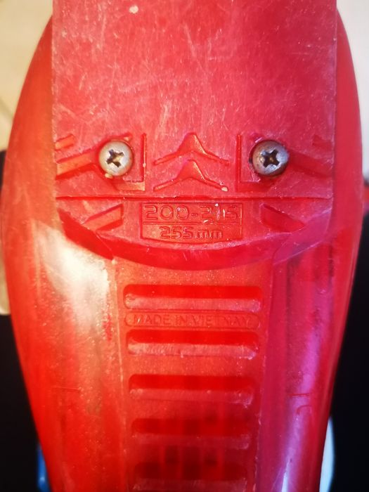 Комплект детски карвинг ски Atomic с обувки Nordica