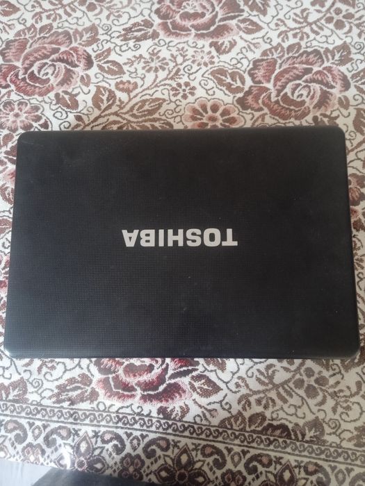 Noutbok TOSHIBA arzon
